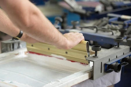 S&eacute;rigraphie ou DTF, quelle technique textile choisir &agrave; Annonay ?